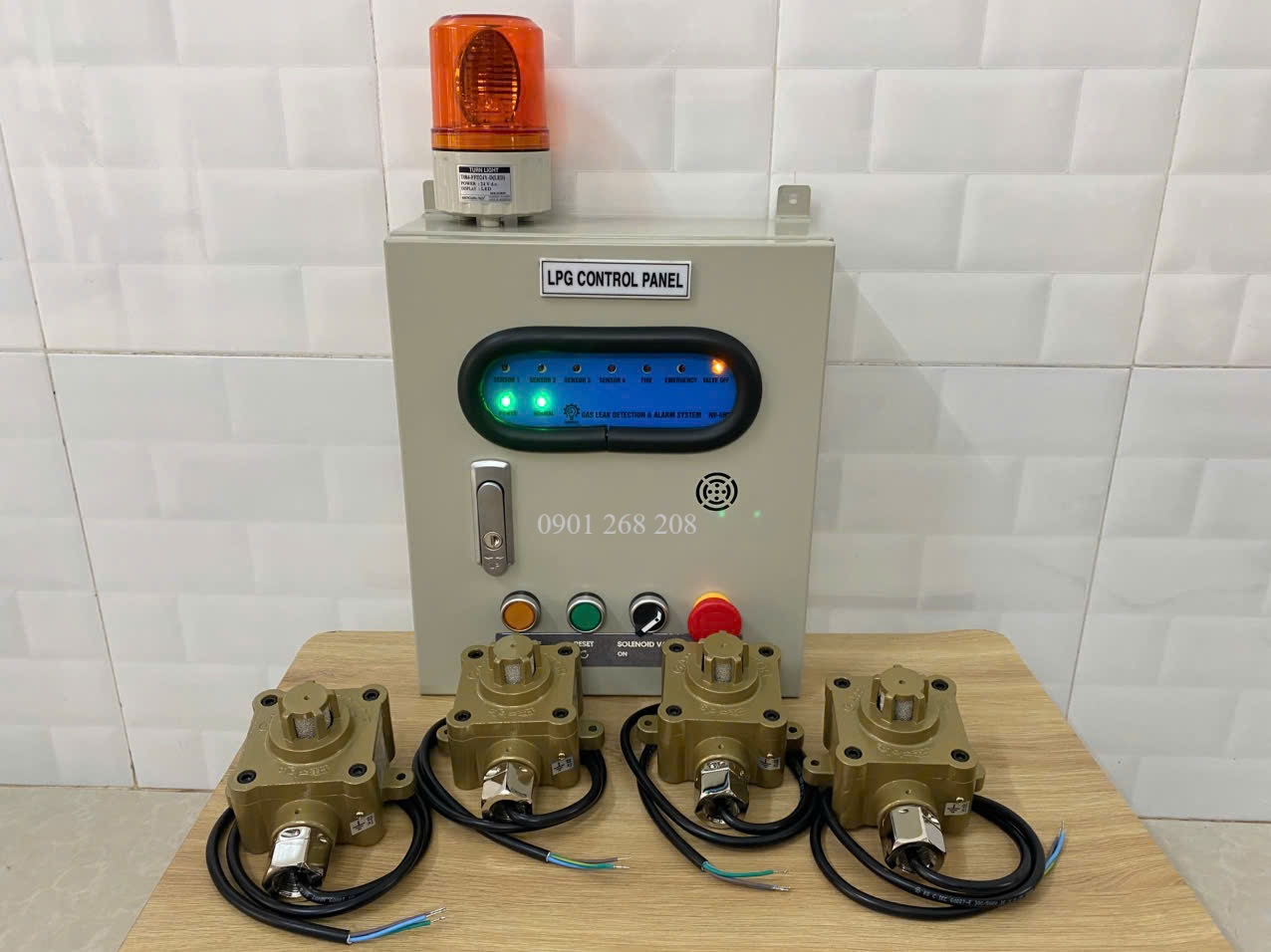 Tủ báo rò gas 4 kênh đầu dò phòng nổ EX-301